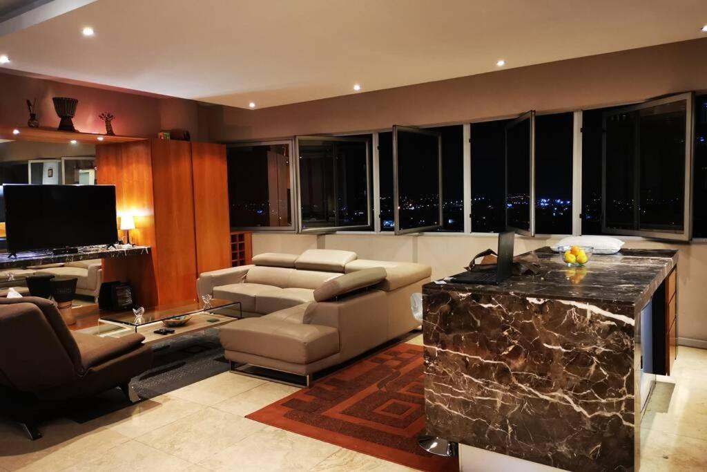 1507-Amazing Views & Unique Joburg Cbd Luxury Lägenhet Johannesburg Exteriör bild